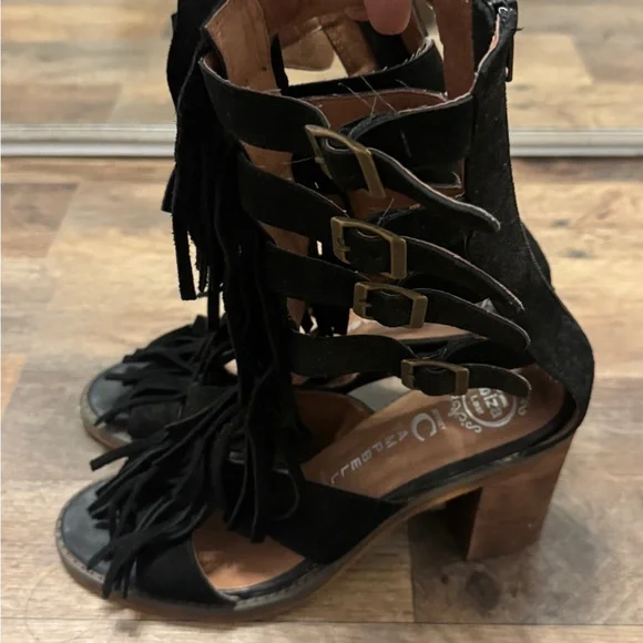 Vintage Jeffrey Campbell Suede Fringe Buckle Heels - Picture 3 of 4